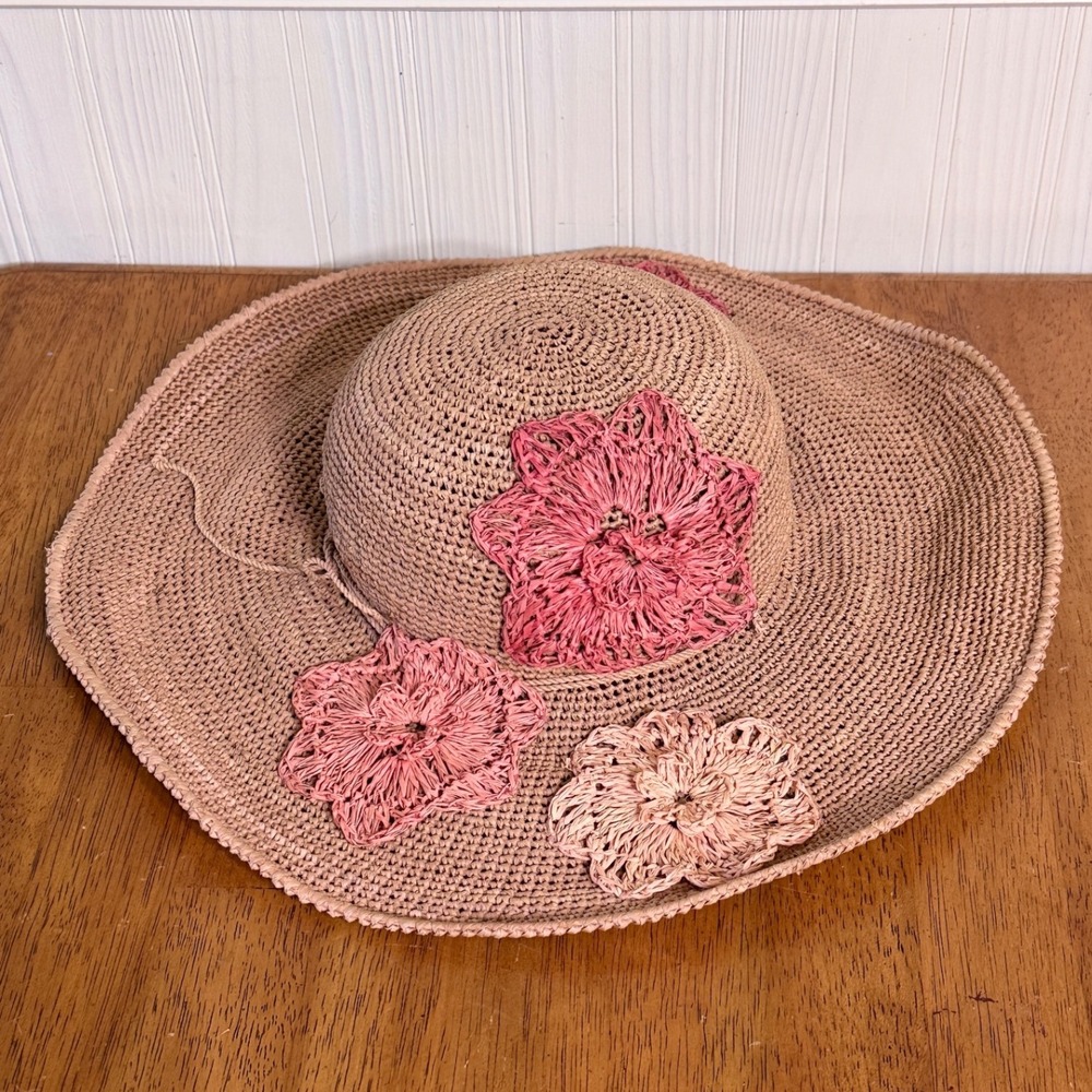 Helen Kaminski 100% Raffia Sun Hat Crochet Floral Pink